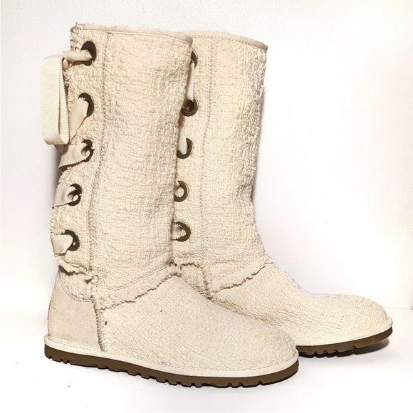 NWOT Ugg Australia Heirloom knit cream lace up boots! - Picture 1 of 13